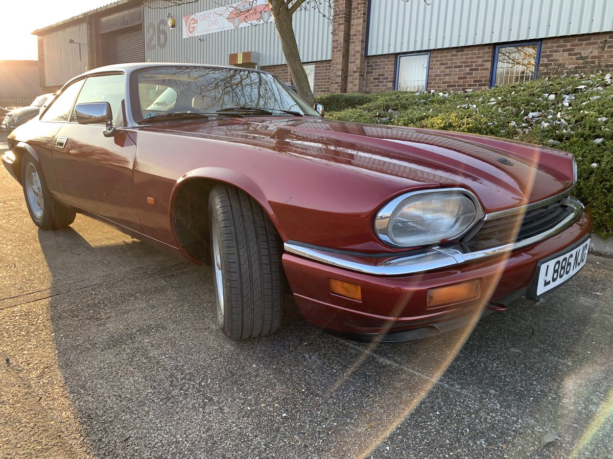 JaguarXJSFixers's tweet photo. The Jaguar XJS was made for 21 years. Here’s a simple guide to sifting your HEs from your Pre-HEs and Cabriolets from Convertibles 

https://t.co/Mbv7xDt3NJ https://t.co/3IjZEF7R9x
