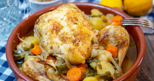 ElChefSoyYo1's tweet photo. Si estáis aburridos del pollo asado tradicional, probad con esta receta cajún, ¡buenísima! https://t.co/MRwq6fWKS9 #ecsy #elchefsoyyo #cocinillas #receta #gastronomía #cocina #pollo #crockpot #cajun #cocinaamericana #cocinacajun #polloasado #ollalenta https://t.co/1q1CLCmHTu