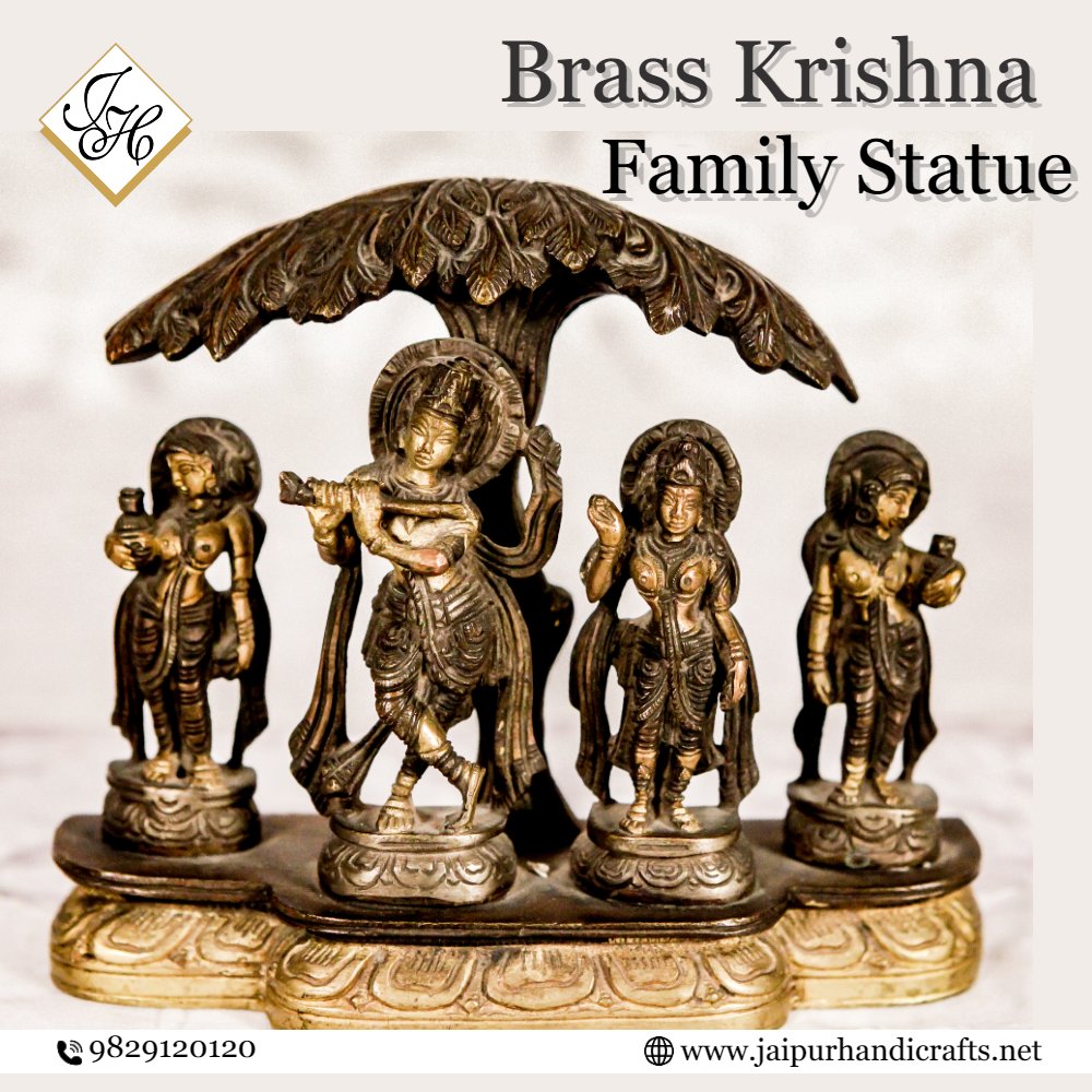 HandicraftsJPR's tweet photo. Enhance the attractiveness of your living room by #BringingHome this exquisite #BrassKrishna family from @HandicraftsJPR. #LordKrishna is the reincarnation of #LordVishnu, and His teachings hold an essential place in #HinduMythology.

Order Now At👉 https://t.co/mf835DRjgn
#Sell https://t.co/ruoDf7nmTr