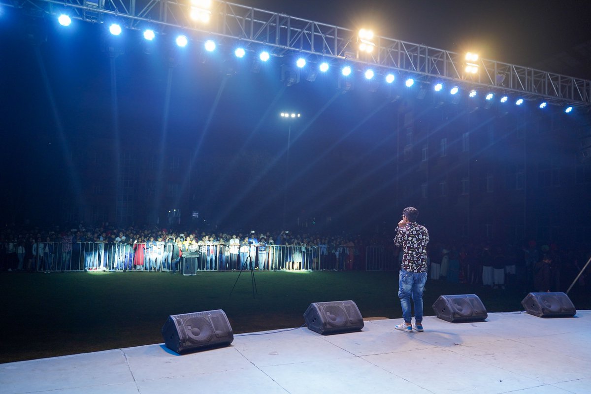 MMDUmullana's tweet photo. Whroohooo! Can you see the Josh!! Opening ceremony of the Event Ammunation 2020 turned out to be a gala with sensational DJ performance and highly enthusiastic young crowd who enjoyed to the fullest. Stay tuned. #Ammunation2020 #DJNight #MMDU #ThinkLearnSucceed https://t.co/NX40o7izaz