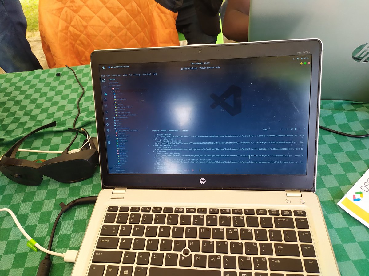 kerubo_hillary's tweet photo. The #qualisvision project aims at giving sight to the visually impaired people using computer vision using artificial intelligence.
They have a wearable device which helps in character recognition,image captioning and emotion detection.
#qualislabs
#TechExpo10
|courtesy| https://t.co/v51xVTCDXe