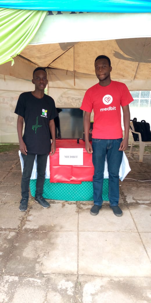 MuriukiEugene's tweet photo. Signing up with @MedbitKenya will be the best decision you'll ever make! Yes u heard me right. The productivity they have is as a  result of a commitment to excellence, intelligent planning, &amp; focused effort. #TechExpo10 
#medbitapp

Here is the link👇🏽
https://t.co/vnz9cjbztD https://t.co/skIDys7vMW