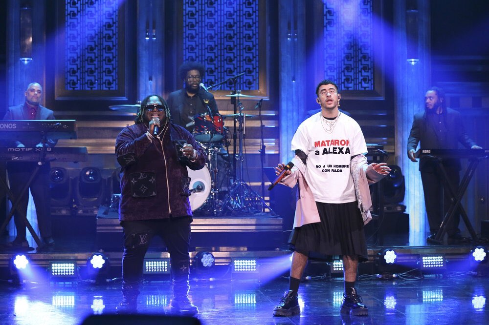 raulsanchezglez's tweet photo. Bad Bunny adelantando por la izquierda al Partido Feminista en el programa de Jimmy Fallon

“Mataron a Alexa, no a un hombre con falda” https://t.co/x714B4kQwP