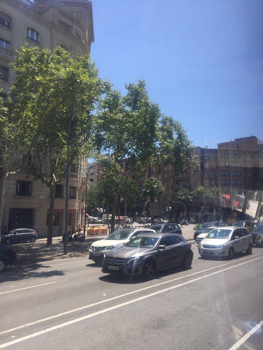 ajko_miko's tweet photo. I want to Live in Barcelona 🥺💓 https://t.co/bx3TaUoFua