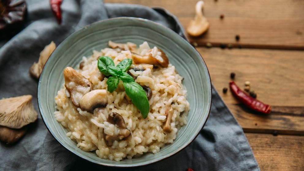 ¿Fan del #risotto? En este artículo de <a href="/LaVanguardia/">La Vanguardia</a> nos dan algunas ideas para que quede bien cremoso. buff.ly/2SBZf2S Nosotros las aplicamos al pie de la letra en el nuestro 😀