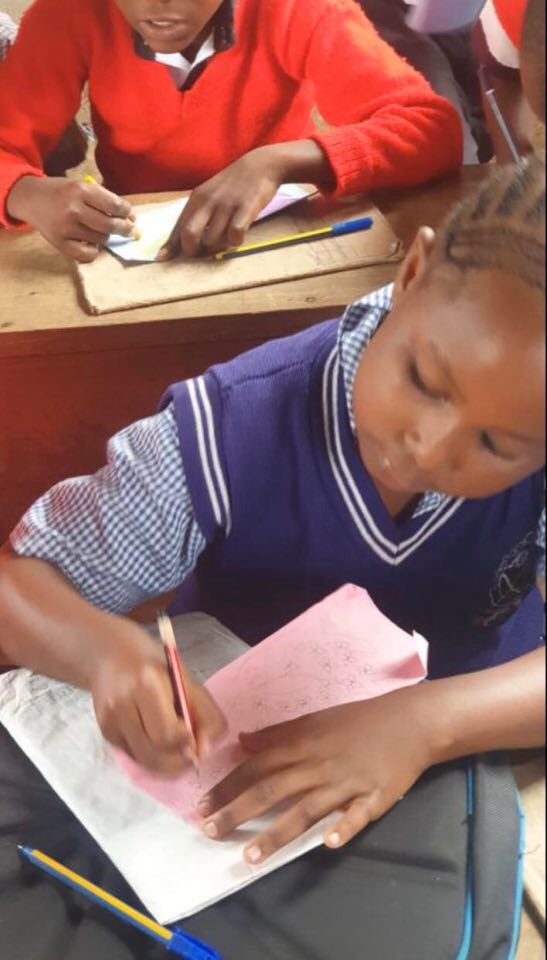Future_of_Taru's tweet photo. Our visitors and volunteers, Charlotte and Fernando, are going to have a party for their departure in four weeks and they are preparing a carnival! The children were all inspired when they were creating their carnival masks! #FridayThoughts #FridayFeeling #Carnaval2020 #Kenya https://t.co/SSz5hddSYl