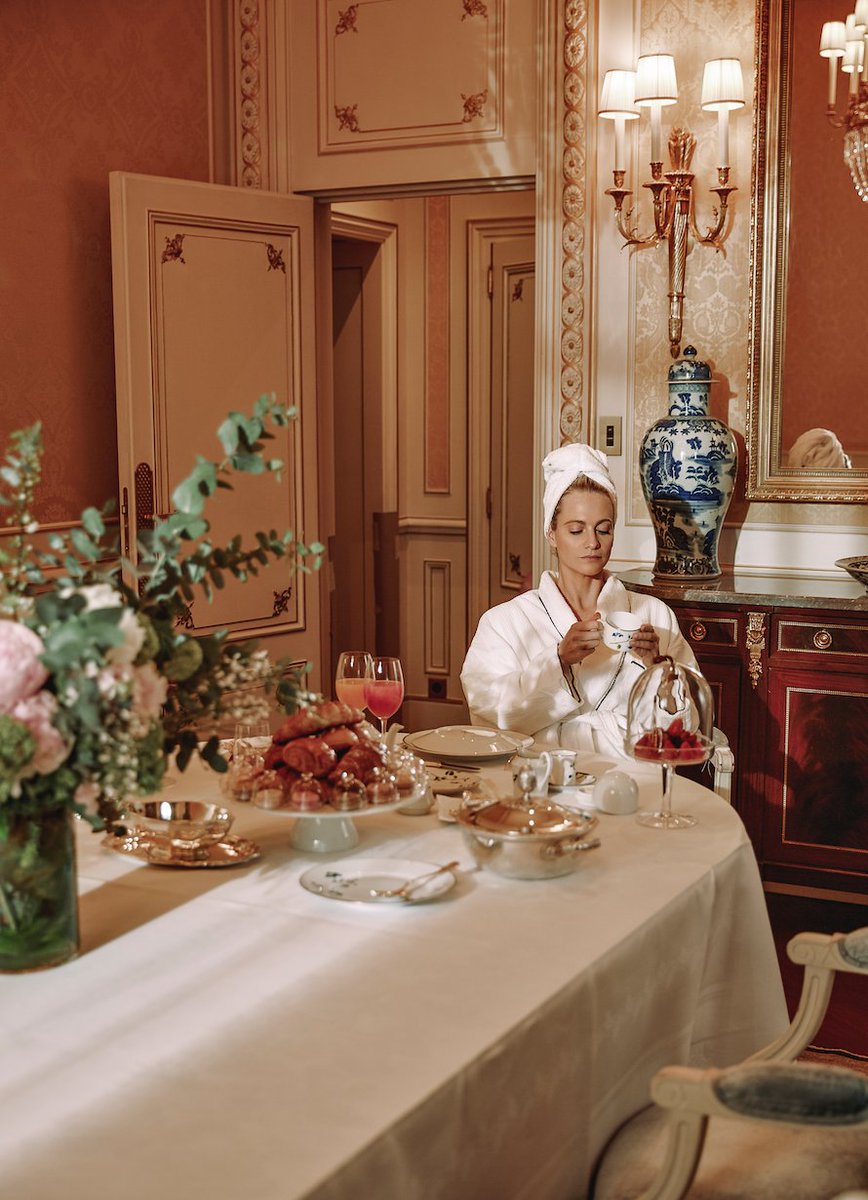 <a href="/poppydelevingne/">Poppy Delevingne</a> , nouveau visage de la marque de luxe <a href="/SisleyParisFR/">Sisley Paris France</a>
bit.ly/385XJu8?utm_me…
#PEOPLE #MODE