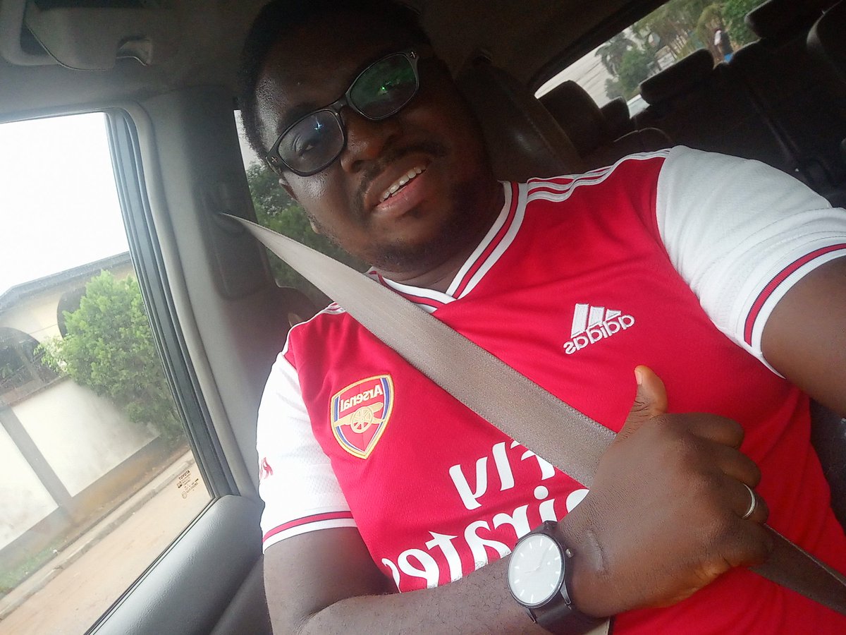 AyobamiWyse's tweet photo. Every @Arsenal fan can join in helping the team regain confidence. @m8arteta can't do it alone. Let the fans both home and away tweet at the club stating their support for the team at this time. They need our support now, we don't hide. Still much to fight for #IstandWithArsenal https://t.co/9OREbfl4zh