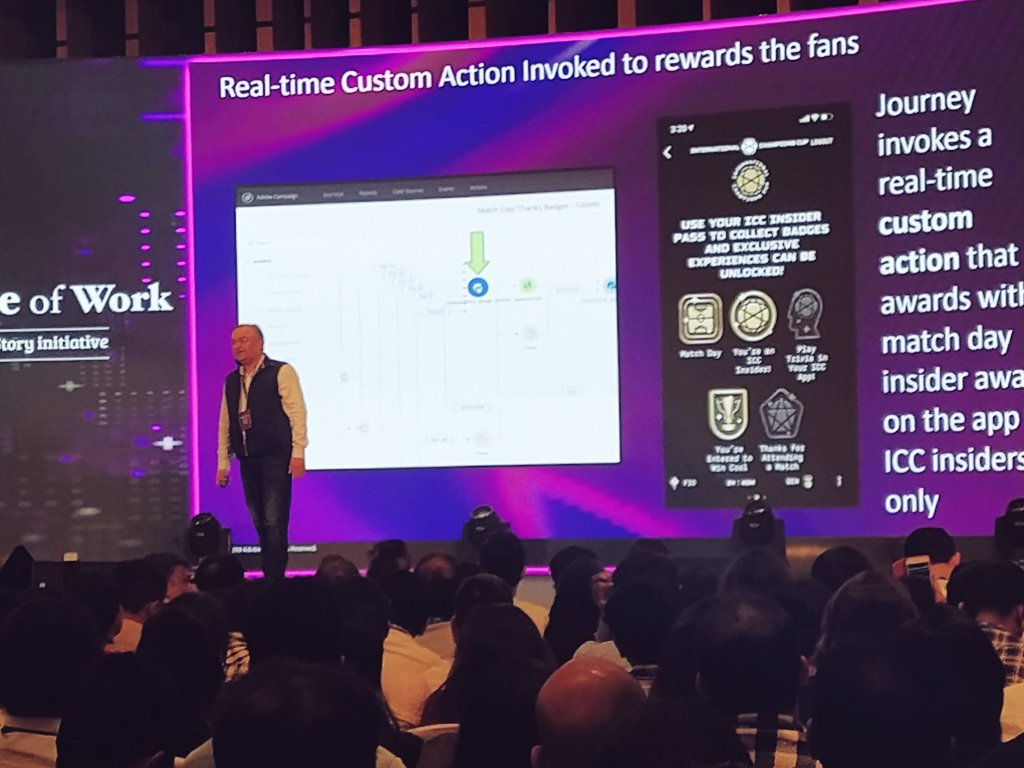 dmadan86's tweet photo. Mr. Amitabh was such an inspiration and I could so easily get to understand data integration from his talk. The speech took me to an imaginary world and wanted him to speak more but unfortunately he wrapped up. I feel exotic to be a part of  #FOW2020 https://t.co/oUQ7macH7D