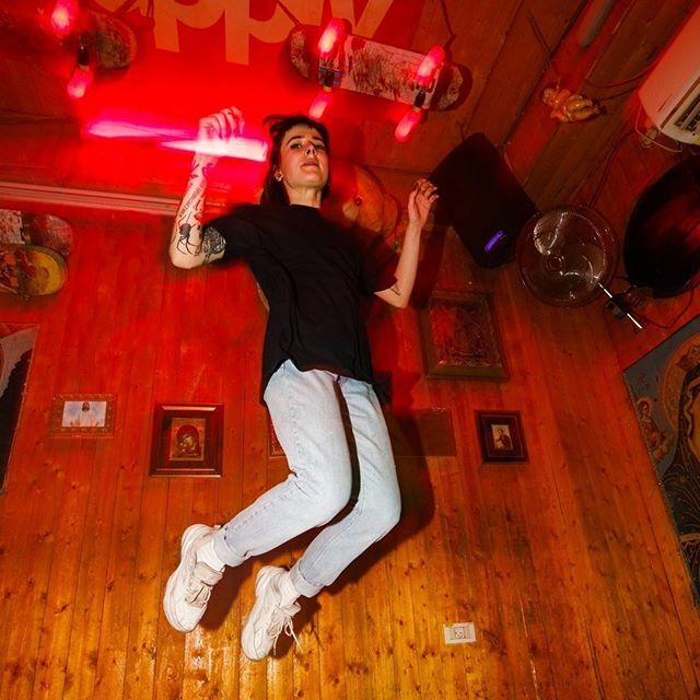 kulialma's tweet image. Big weekend ahead 💥
➕TONIGHT! @orishochat1 + @kabookiz 🎧
Doors: 21:00 Free entrance
.
.
.
.
.
.
#kulialma #kulialmatlv #tlvoftheday #ilovetlv #weekend #ilovetlv #tlvnights #tlvclubs #תלאביב #israeloftheday #tlvoftheday #tlvculture #telavivyafo #instagram_israel #music #dj #f…