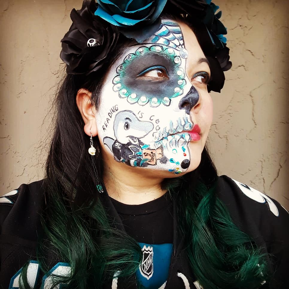 tk408's tweet photo. I'm sad I got NO 💗💙💗 from the @SanJoseSharks @NBCSSharks or @sjsharkie  today but at least we won and because I donated blood I got to take a photo on the ice tonight. #sugarskull #makeup #twittermission https://t.co/352O8FCu8G