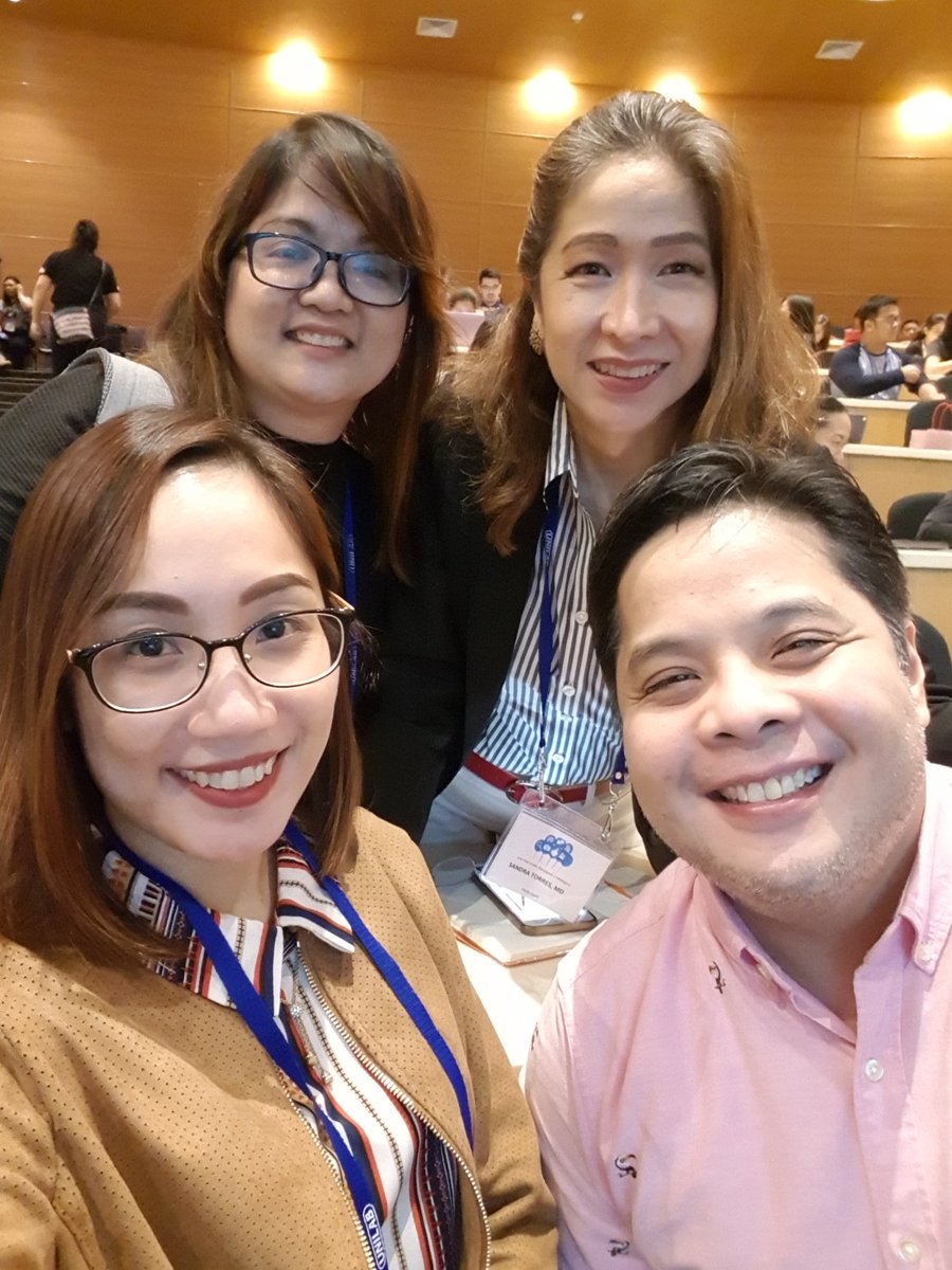 RHEUMarampa's tweet photo. Happy to see #rheummies @rheumarhyme @evanvistamd @chardrheuma at the #IMdigital2020 #PCCPGEEK Camp π€ https://t.co/uSucYI2XqJ