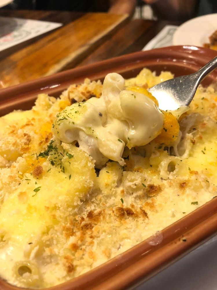 mama_lous's tweet photo. Big Cheese Energy ๐
๐ง Truffle Mac and Cheese
๐ธ The Dear Chubby
#MamaCooksItalian
#MamaLousMENU https://t.co/hzAyW7v8uQ