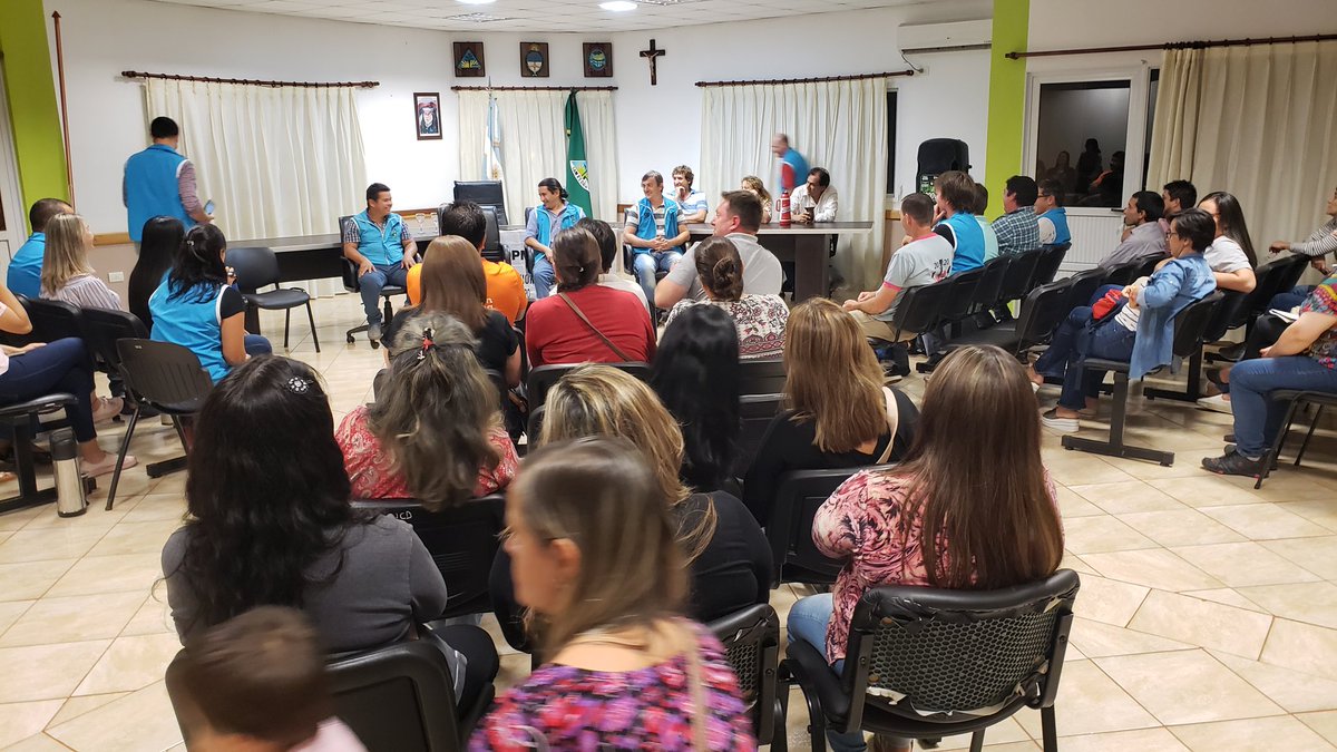 Laura_Noremberg's tweet photo. Excelente Reunión Informativa #SanPedro con Presencia del #SecretGral d @udpm_misiones y Miembro de CD
Un gusto Escucharlos #Gracias Siempre Bienvenidos 👏👏👏 @BoveroEdith @robertoadrian82 @ANIBALGURAWSKI @fabianchilipank @GuiyeCarrizo @HctorMontejano6 @Mateo52367475 https://t.co/B1jgJ6y5ss