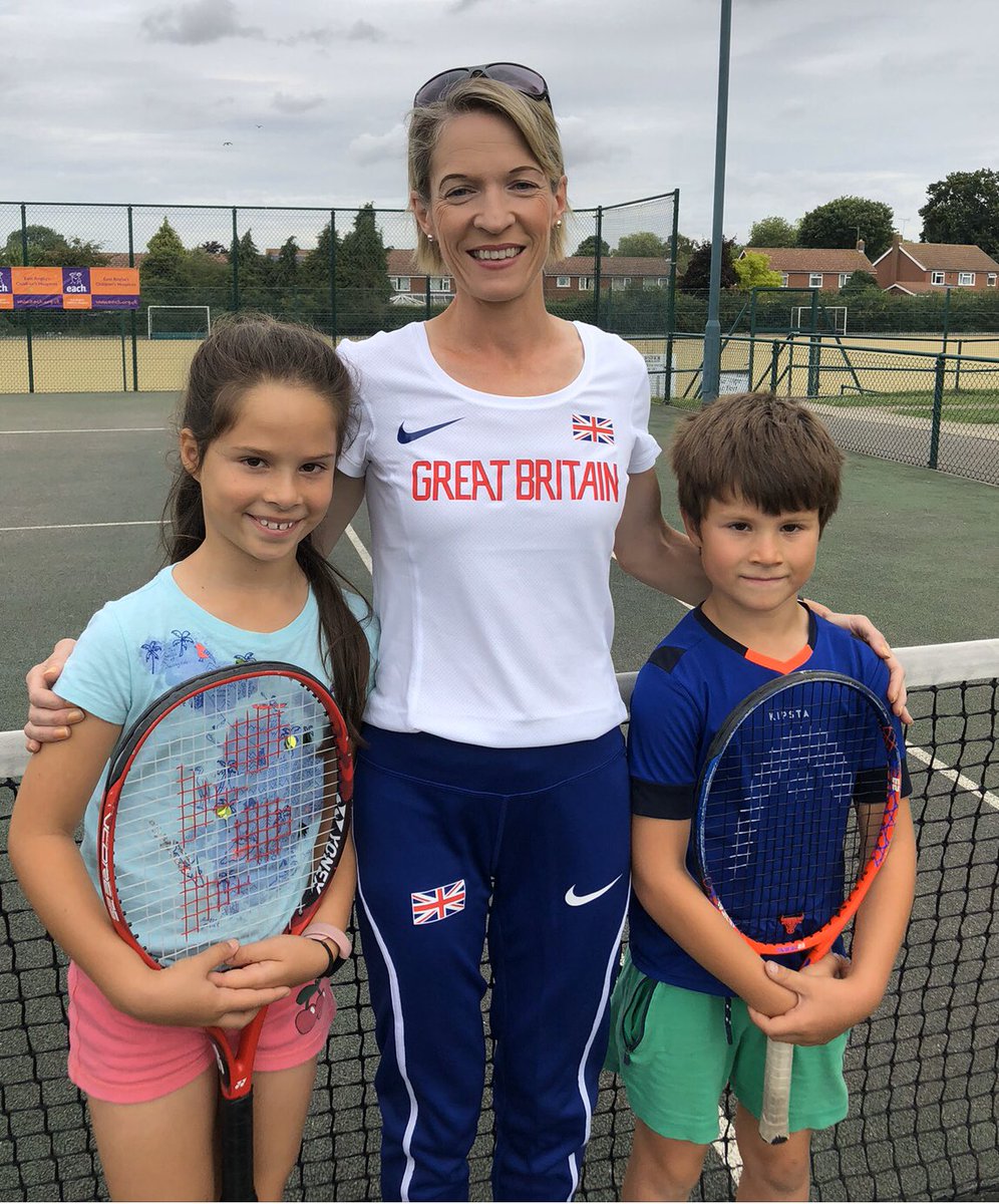 nseverino09's tweet photo. The @TheHubSport sponsored by @AshtonsLegal is committed to creating unique experiences. Our @TheHubSport and @ElenaFoundation #SS4B Ambassador is an incredible role model for our younger athletes. Great to bring the World of @BritAthletics & @the_LTA together ✊️ https://t.co/rYOtNp9ab3