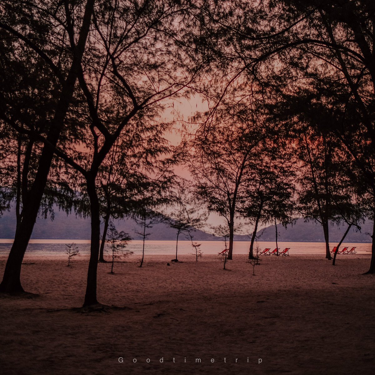 goodtimetrip's tweet photo. อยากนั่งดูพระอาทิตย์ริมหาดด้วยกันไหม 🌅 🧡

📍หาดแหลมศาลา จ.ประจวบ
https://t.co/SOUnA3ymUD

📮ติดตามที่เที่ยวใหม่ๆกันนะตัวเอง 
🖥 FB : https://t.co/GmsV4eTLet

#เที่ยวได้เที่ยวดี 
#goodtimetrip
#หาดแหลมศาลา 
#ประจวบคีรีขันธ์ 
#ทะเล #พระอาทิตย์ 
#sunset https://t.co/b0cpjLIaGi