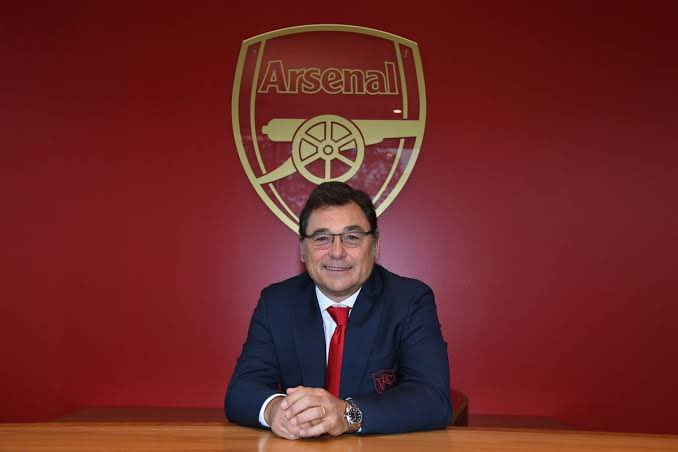 afcbdw's tweet photo. This summer is going to make or break Arsenal football club. Are we the next Leeds or Liverpool? Will we reinvest and spend smart, or waste the budget?
The weight of the world is on these four men’s shoulders. As fans we need to back them in the hope they get it right. #MAFCGA https://t.co/Gri6k63ZUT