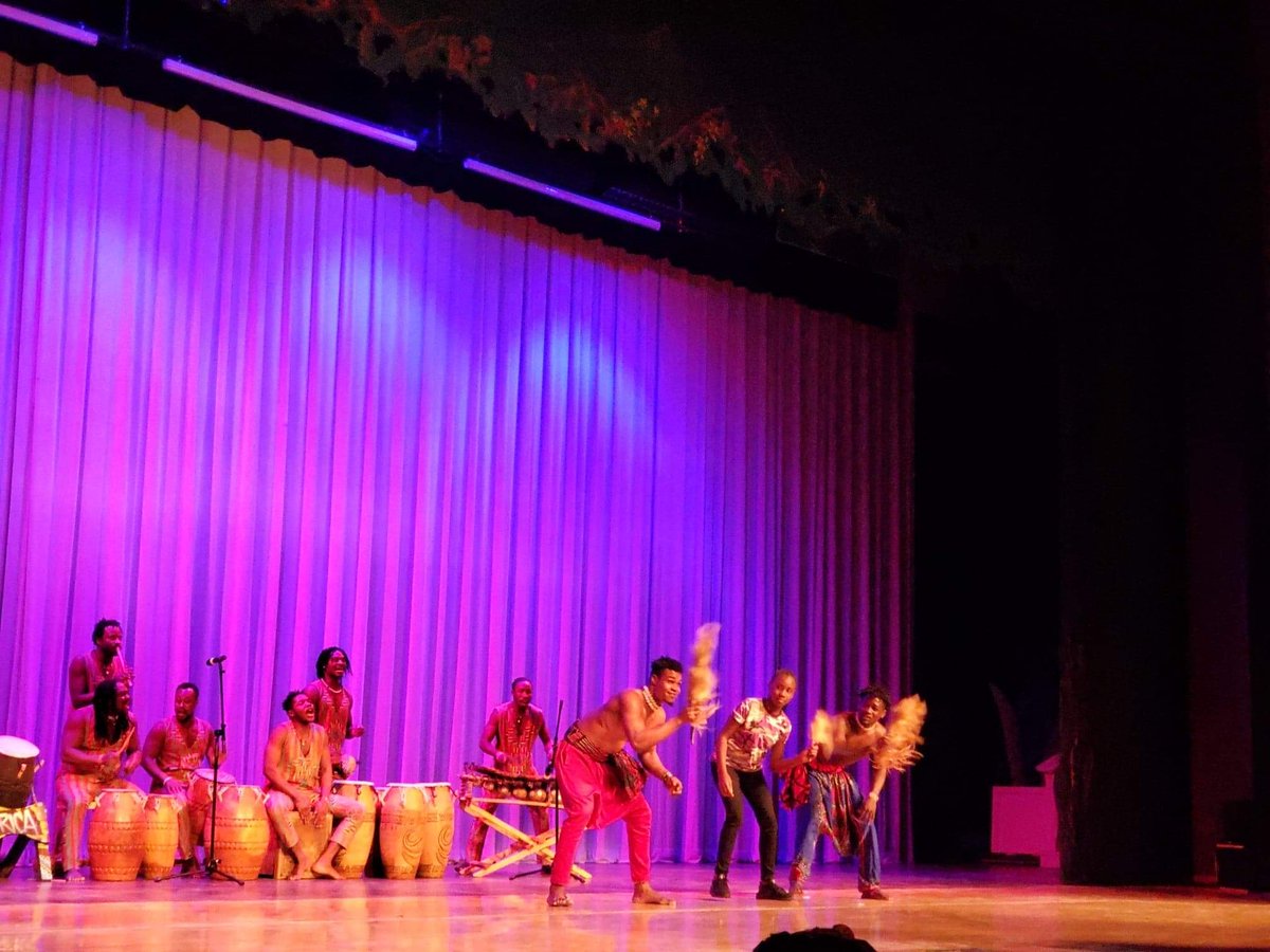 Very inspirational speech Emile Nicholson at the Greece Central Black Scholar Celebration! <a href="/GCSDcommschools/">GCSD Community Schools</a> <a href="/GreeceCentral/">Greece Central</a>