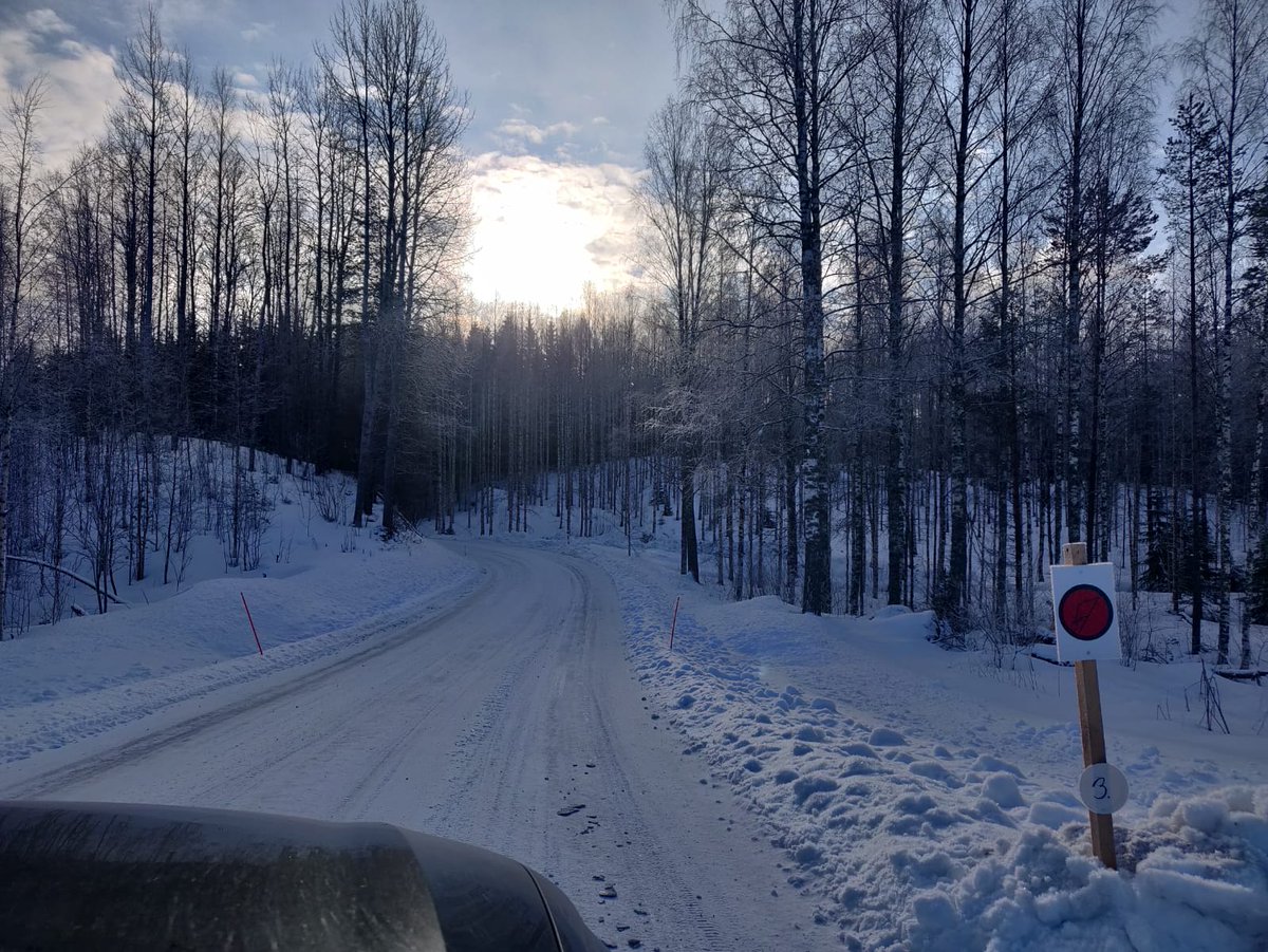 samipajari's tweet photo. It's #RecceTime here in the beautiful #FlatOut stages of Joensuu! Let's do this 👊
@RalliSM #SMItäralli https://t.co/Z5hc0R0Wxm