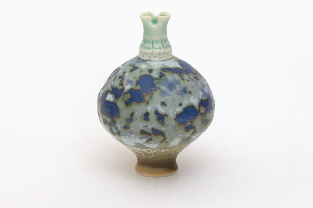 HoveArts's tweet photo. Mike Daniels is also opening his house for the 19th year this year!!! Show him and his collections some love too <3

All right reserved to @miararts
Media Source: https://t.co/9Ci3Ajgm9N

#ceramicsartists #handmade #handcrafted #homedecor #ceramic #decor  #makersgonnamake https://t.co/FAGnSSqkRC