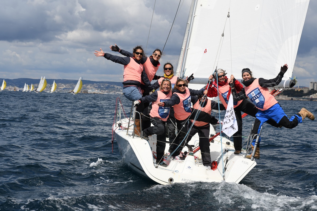 Destimed's tweet photo. #MassiliaCup2020 les 27-28-29 mars. François Jambou, vainqueur de la Mini-Transat, est le parrain de la Massilia 🌊https://t.co/pOjdfKGbQW
@CNTLMarseille
📸Yohan Brandt #CNTL https://t.co/hOEiZuw6pg