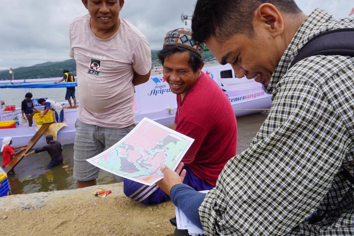 AP2HI_'s tweet photo. AP2HI bersama members dan @IPNLF @yayasanipnlfind meningkatkan kegiatan FIP di area Sulawesi Tenggara dan sekitarnya, khususnya Kendari.
.
Lebih detailnya, silakan klik link berikut: https://t.co/pVRz52U2Wd
.
#FisheriesImprovementProject #TowardsMSCFisheryCertification https://t.co/krb2eUMxUu