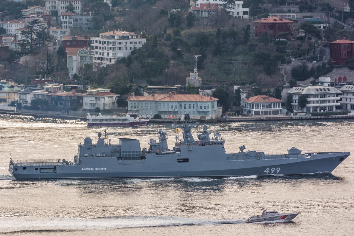 Photos of the Black Sea Fleet's Admiral Makarov and Admiral Grigorovich Project 11356 frigates passing through the Bosporus on their way to the Mediterranean Sea. 52/ https://vk.com/milinfolive?w=wall-123538639_1351417