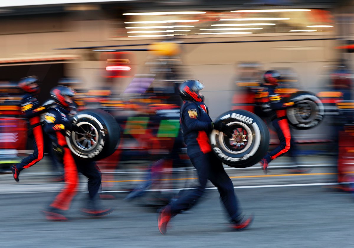 Техники формулы 1. Пит стоп ф1. Пит стоп Formula 1. F1 Pit stop. Формула 1 Pit stop.