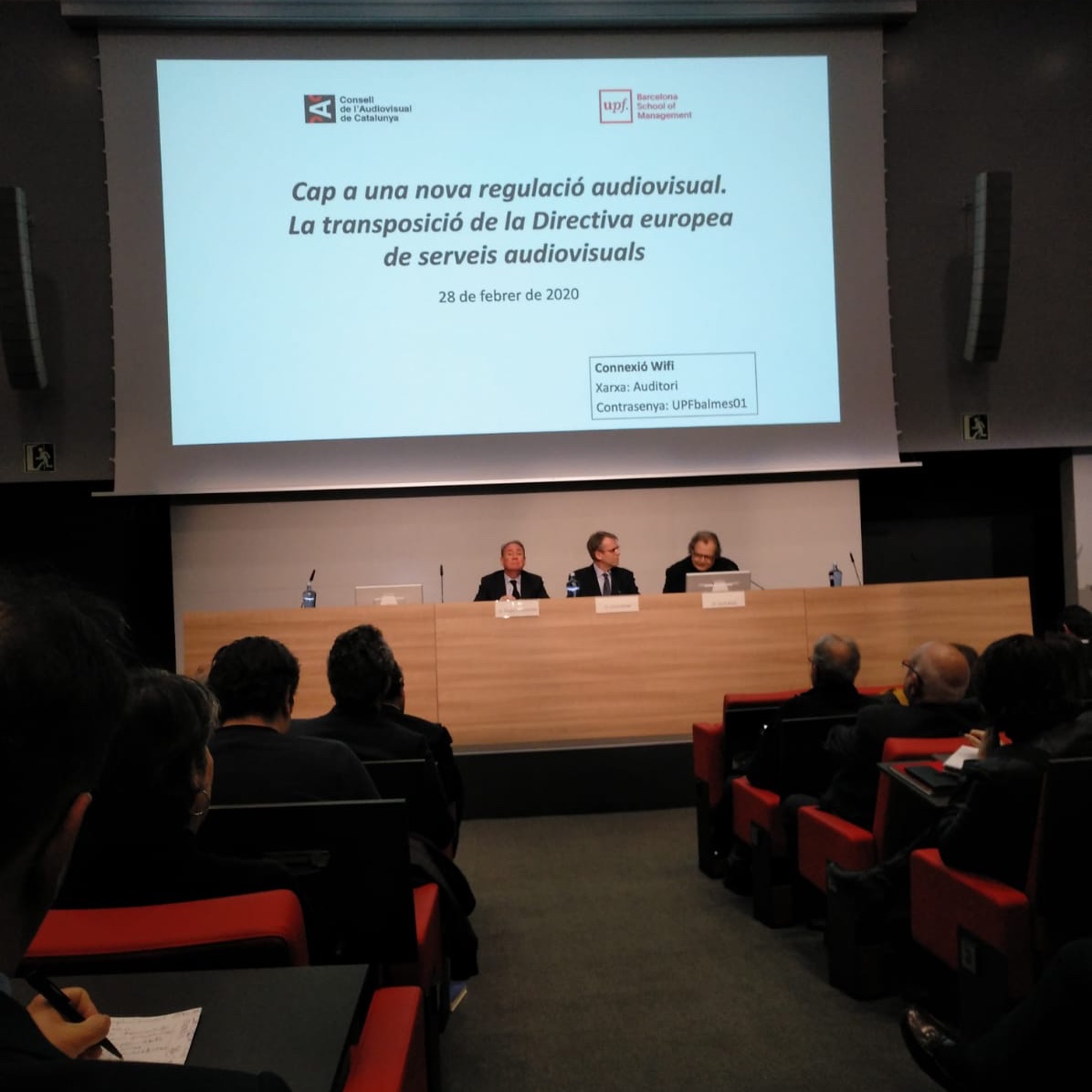 proaproductors's tweet photo. Avui a la jornada sobre la transposició de la #directiveSMA “Cap a una nova regulació audiovisual. La transposició de la Directiva europea de serveis audiovisuals” que organitza el @Consell_Audio
#PROA #cine #audiovisual #europa #cultura https://t.co/ECPPo1wkIJ