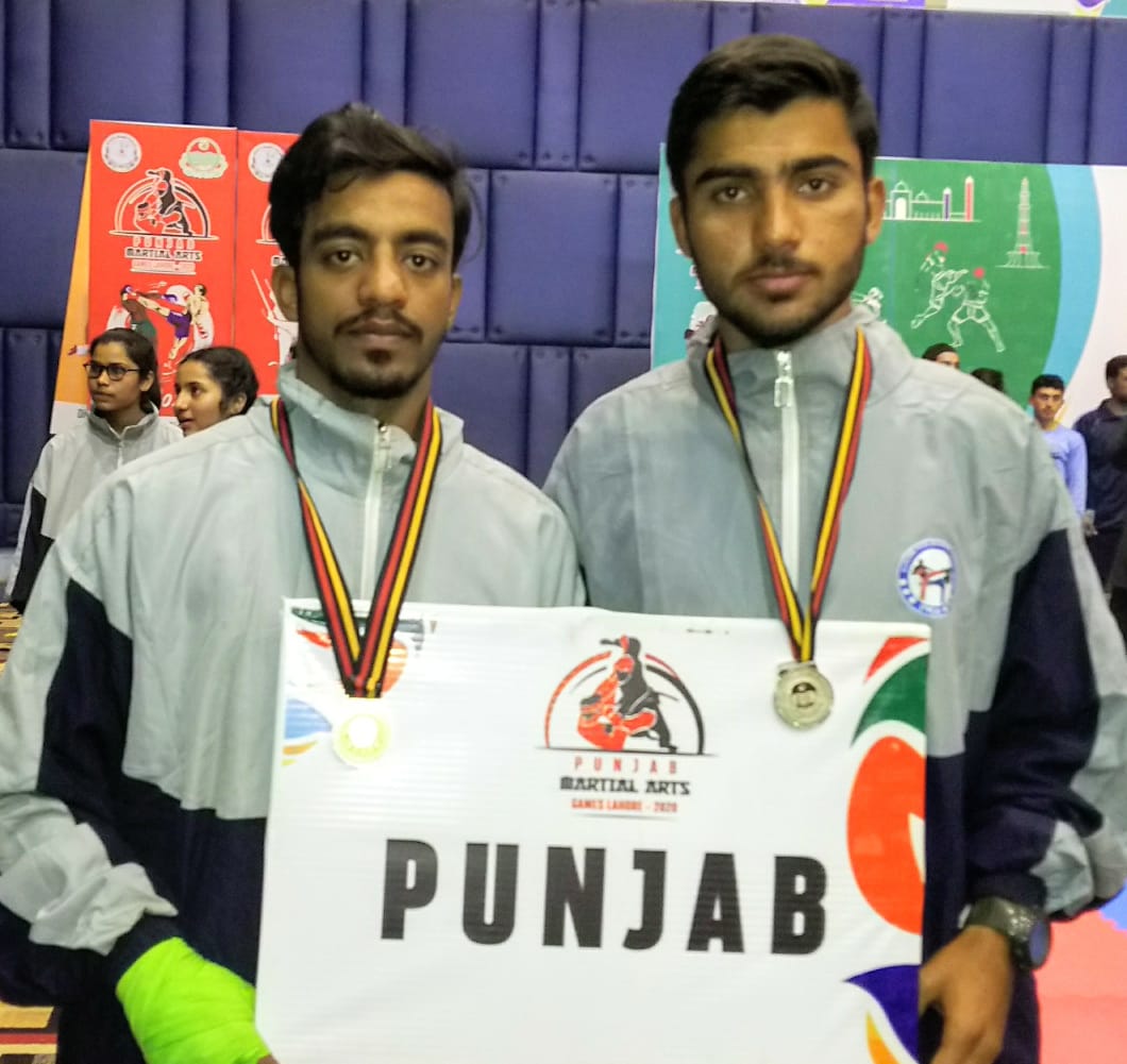 PDSAndCEA's tweet photo. Mr. Saiflullah student of 9th class from Daanish School (Boys) D.G. Khan represented Punjab Kickboxing Team in 4th National Kickboxing Championship 2020 held at Lahore. He won Silver Medal and received certificate of 2nd position and participation.
#PDSAndCEA #BoysAndGirls https://t.co/3h2YqS5Ukm