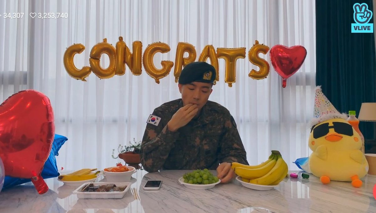 YYSweet0409's tweet photo. 🐣Welcome Back Youngboy💙 ##얘들아WooyoungIsBack #얘들아_장우영_돌아왔다 #WOOYOUNG #장우영 #우영 #JangWooyoung #YOUNGBOY #2PM #WaitingFor2PM #2020FEB28 https://t.co/2aib4aeqHo