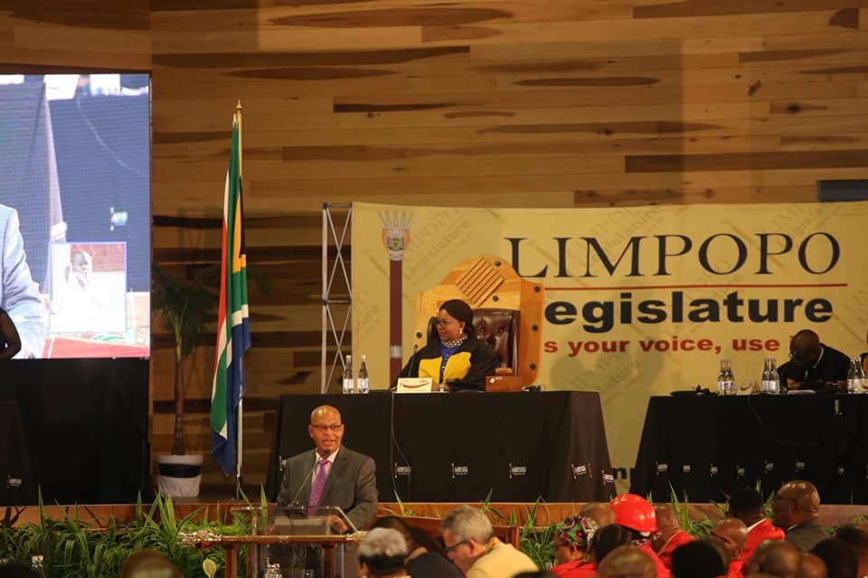 MorakaThandi's tweet photo. The Limpopo version of the State Of the Province Address as Delivered by the Honorable the Premier Mr Stanly Chupu Mathabatha.#LimSOPA2020 #GrowingSAtogether🇿🇦🇿🇦🇿🇦 https://t.co/tRo7tFSaNC
