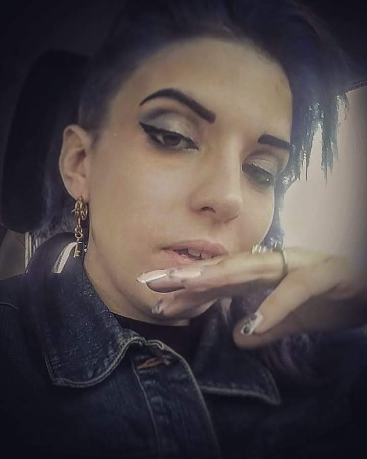 MistressKayCe's tweet photo. Been a year but donr think I aint back hustling for my familia. #backatitagain. #payme. #letmeteaseu(; I meant please u try me bitches https://t.co/DOorZfY36D