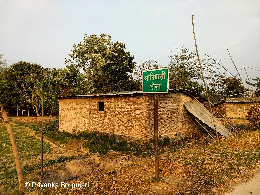 India, segregated.Rasia, Bihar.One moment we'd be smothered with love by strangers. The next we'd realize the lines drawn through people's lives: like this hamlet, outside the village center.Walking between the lines on the  @outofedenwalk with  @PaulSalopek last year #EdenWalk