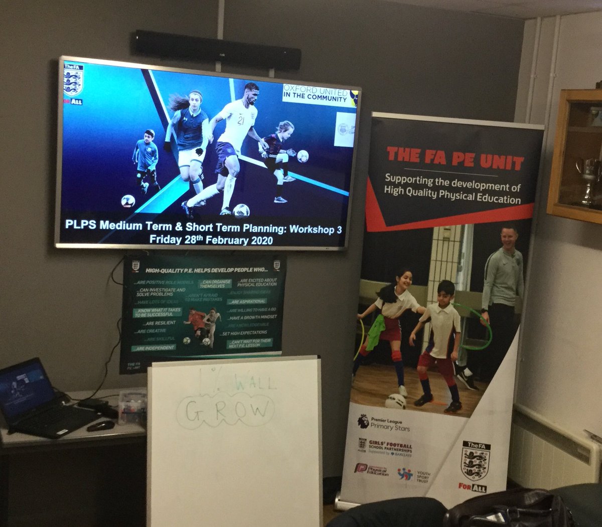 All set to go for <a href="/PLCommunities/">Premier League Communities</a> MT &amp;ST planning workshop with <a href="/OUFCcommunity/">Oxford United in the Community</a> <a href="/OCFC_SITC/">Oxford City - Sport In The Community</a> #CCC #Connection #Collaboration #Creativity 😅👍