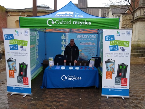 Recycle4Oxford's tweet photo. We're back at Bonn Square today promoting our new on-street coffee cup recycling bins! ☕️ ♻ Pop over for more info and for a free reusable coffee cup - we're here till 6pm today 🙌 #acupofinspiration #InTheLoop @hubbubUK https://t.co/rZqs3TH7Om