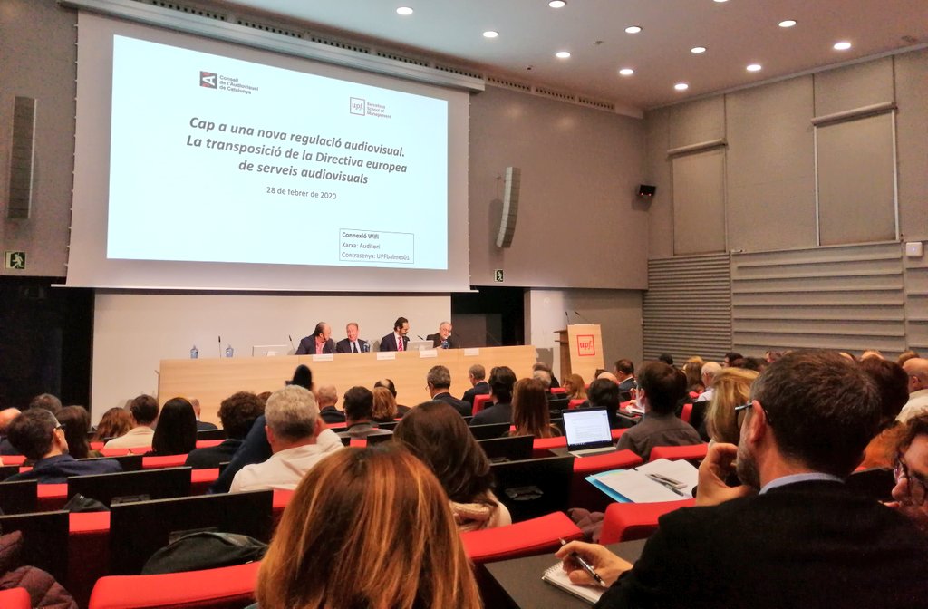 DCondeminas's tweet photo. 💡 Roger Loppacher reivindica al @bsm_upf que el CAC s'integri a l'entitat que agrupa els organismes reguladors europeus de l'#audiovisual, l'ERGA, que te competències clau dins la #DirectiveSMA. Les reformes pendents a la legislació CAT i ESP ho haurien de fer realitat. https://t.co/ZAPb1mBEzf