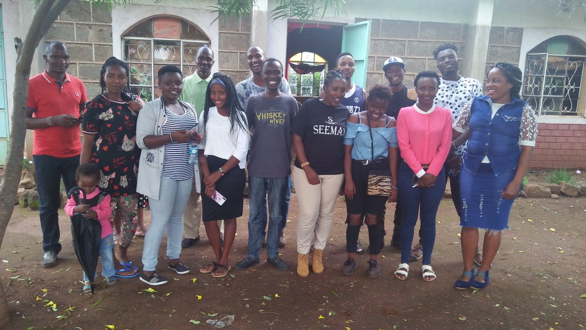 ForKajiado's tweet photo. 30th Jan we had a chance to talk with the youth about sdg
#sdgvoices
#ydskajiado
#SDGYoungLeaders https://t.co/Q4MO5rK1B2