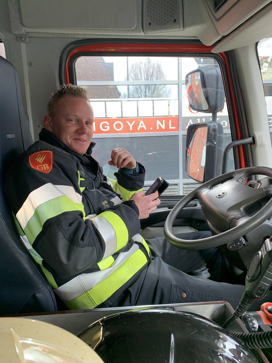 EHavenga's tweet photo. @olofwaltman Heb ook een Waltman chauffeur naast me. https://t.co/q2Q6Ugv52i