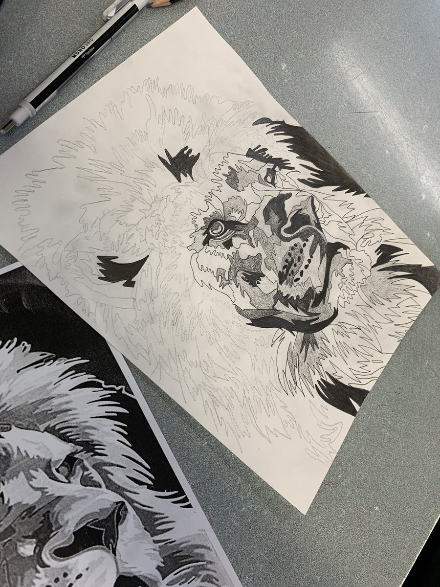 ChelloArtDept's tweet photo. Our year 12’s are working really hard with their Artist studies and development around these 😍 #artists #alevel #OCR #fineart @ChelloArtDept https://t.co/bDVfKjb50c