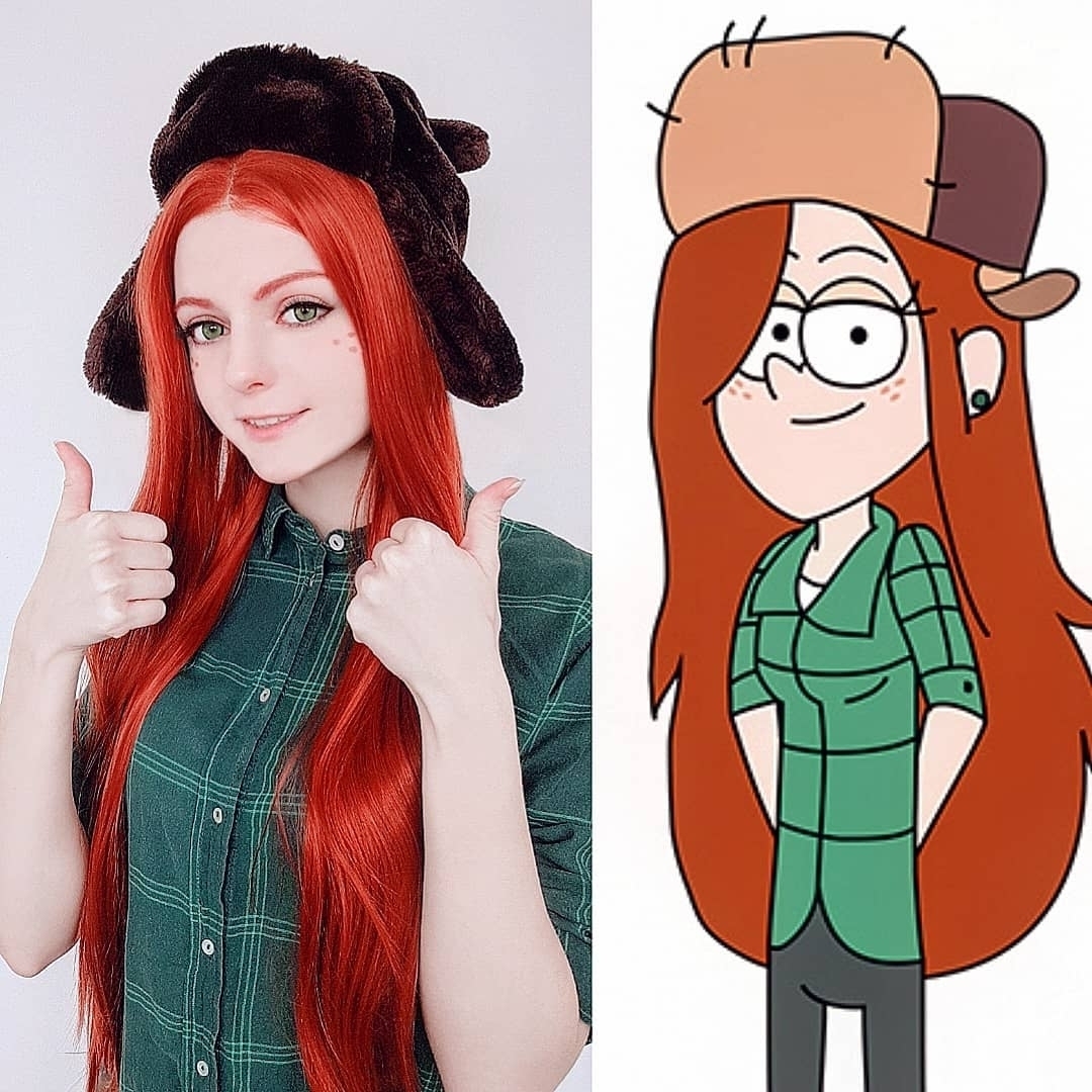 Wendy from Gravity Falls cosplayer. 