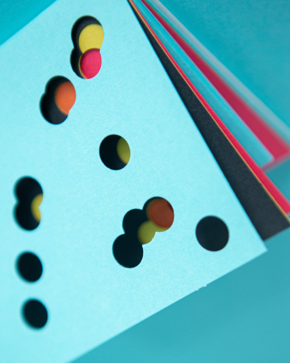 mooipapier's tweet image. De stansgaten onthullen de 4 nieuwe Colorplan kleuren in de appendix voor #ColourBookMini. @colorplanpapers; Chartreuse, Hot Pink, Slate en Rust. Welke is jou favoriet?