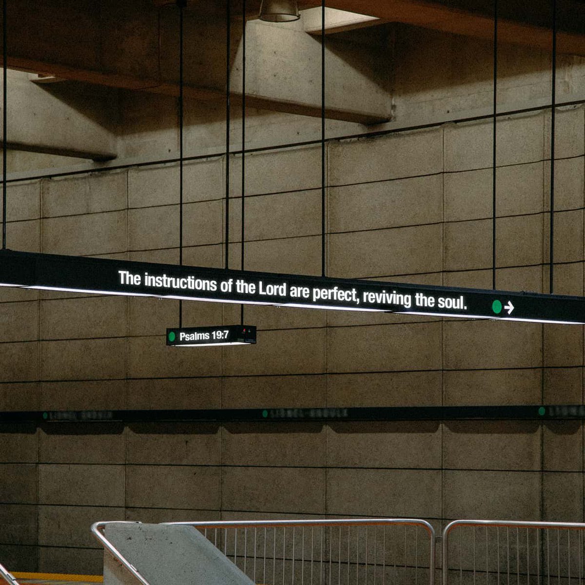 bible.com/114/psa.19.7.n…