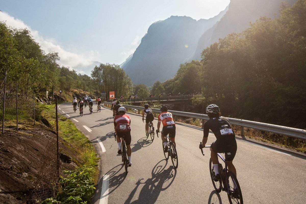 tourdesfjordsxp's tweet photo. PÅMELDINGEN ER ÅPEN! 🤩📝

Bare 50 startnummer er tilgjengelig til en ekstra god pris, så vær tidlig ute! ⏳

👉 https://t.co/nWeGojYKik

#TourdesFjordsExperience
#LysebotnBryne
#SirdalBryne https://t.co/BdGioVwURN