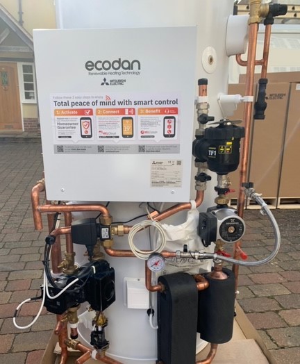 AJSenergy's tweet photo. Today we are in Coggeshall finishing a retrofit installation of a Mitsubishi Ecodan Air Source Heat Pump and a 250 Litre Unvented Cylinder.
This is just one of numerous renewable energy installations this year. Call the office to arrange a free of charge quotation! https://t.co/P0XQBfZHbS