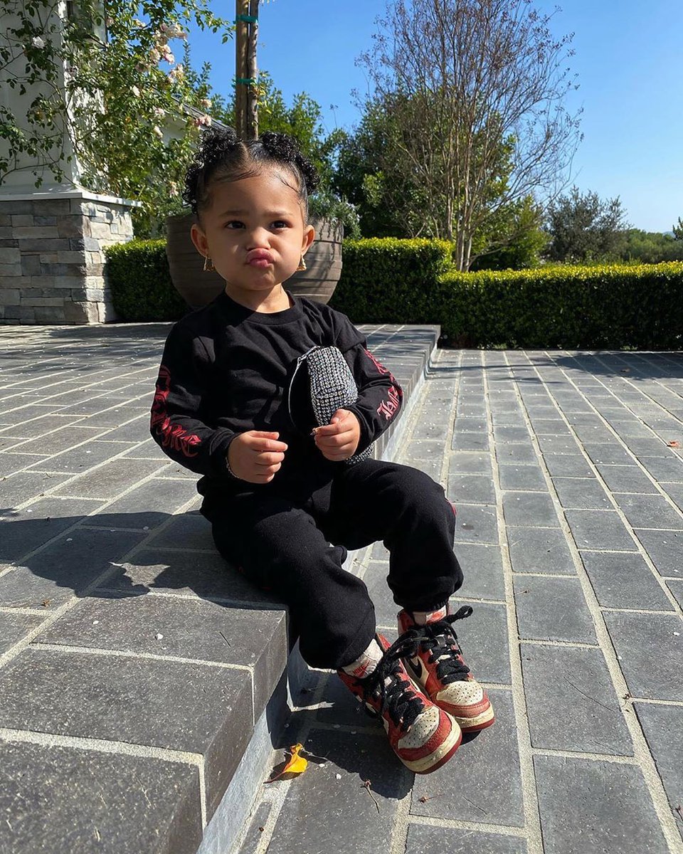 sneakersevent's tweet photo. Même les plus petits pourront trouver leur bonheur ✨

LE SNEAKERS EVENT AURA LIEU LE 12 AVRIL 2020 À PARIS EXPO PORTE DE VERSAILLES !

LIEN DES PRÉVENTES  🤳👉 https://t.co/Bv0YxMhmiA

RESERVEZ VOS TABLES VENDEUR : https://t.co/NmhAygAFZq

 #sneakersevent https://t.co/w767vvuSoz
