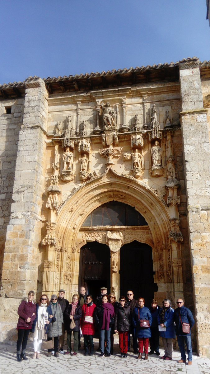 Hoy, un gran grupo de Jerez han visitado #Sasamón. Han estado en la iglesia y el centro de interpretación #Medievum, han disfrutado de la cruz del Humilladero, y no han querido irse sin morcillas y sin nuestro famoso queso. ¡Muchas gracias a todos por venir! <a href="/CuatroVillas/">Cuatro Villas</a>