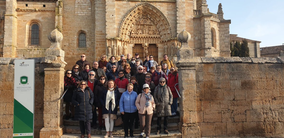 medievum's tweet photo. Hoy, un gran grupo de Jerez han visitado #Sasamón. Han estado en la iglesia y el centro de interpretación #Medievum, han disfrutado de la cruz del Humilladero, y no han querido irse sin morcillas y sin nuestro famoso queso. ¡Muchas gracias a todos por venir! @CuatroVillas https://t.co/vkinZmAOfG