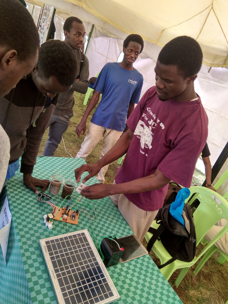teknishian's tweet photo. Here with #drippingsolar at the #JKUATTechExpo10 ... Pretty cool innovation!!!! https://t.co/uyeoG6Xk7Q