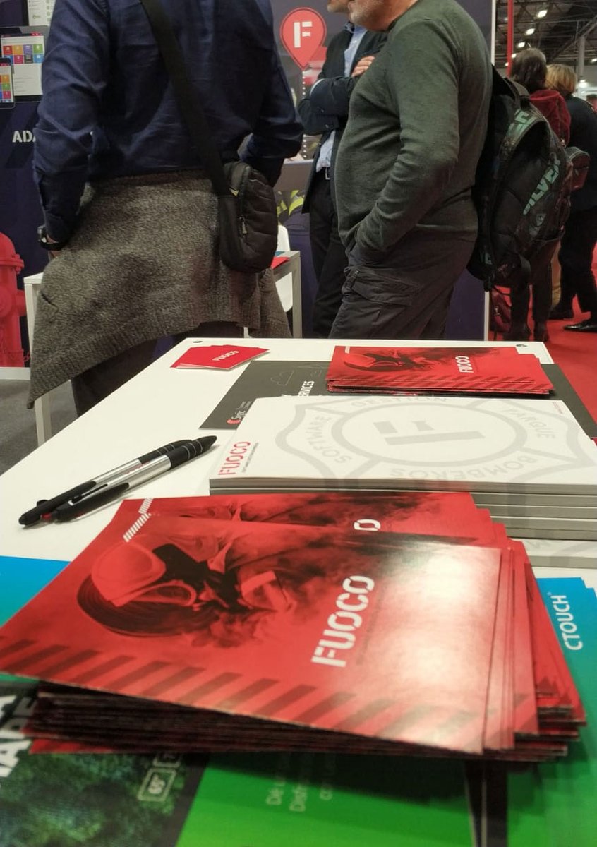 FuocoBomberos's tweet photo. Última jornada de #SICUR2020, con cierre a las 15h. No obstante el ritmo no para en nuestro Stand 4F30 en el Pabellón 4 de @SICUR_ en @feriademadrid, desde primera hora la gente sigue preguntando por nuestro software FUOCO para gestionar parques de bomberos ¡no deja indiferente! https://t.co/MT9u0eqCKx